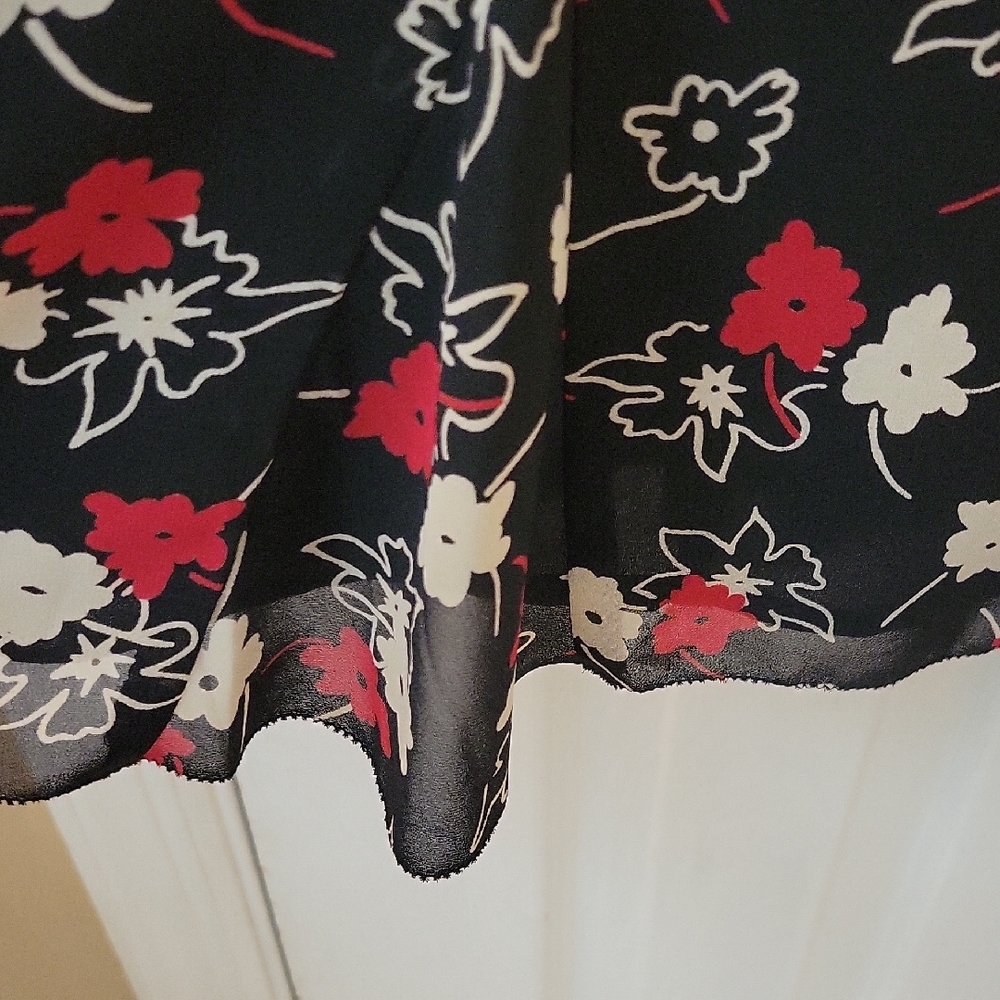 LOFT Black Midi Dress with Red and Cream Floral Design - Picture 6 of 9